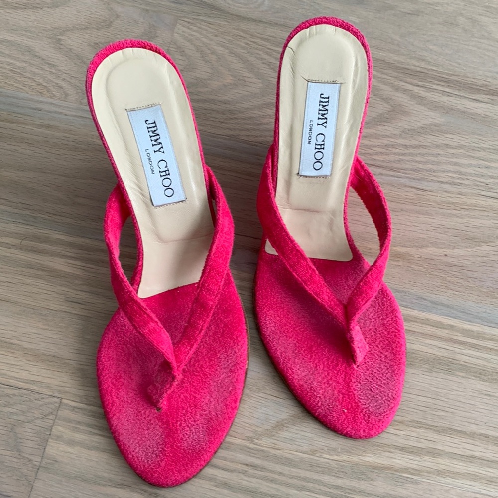 Jimmy choo fushia thong wedge.